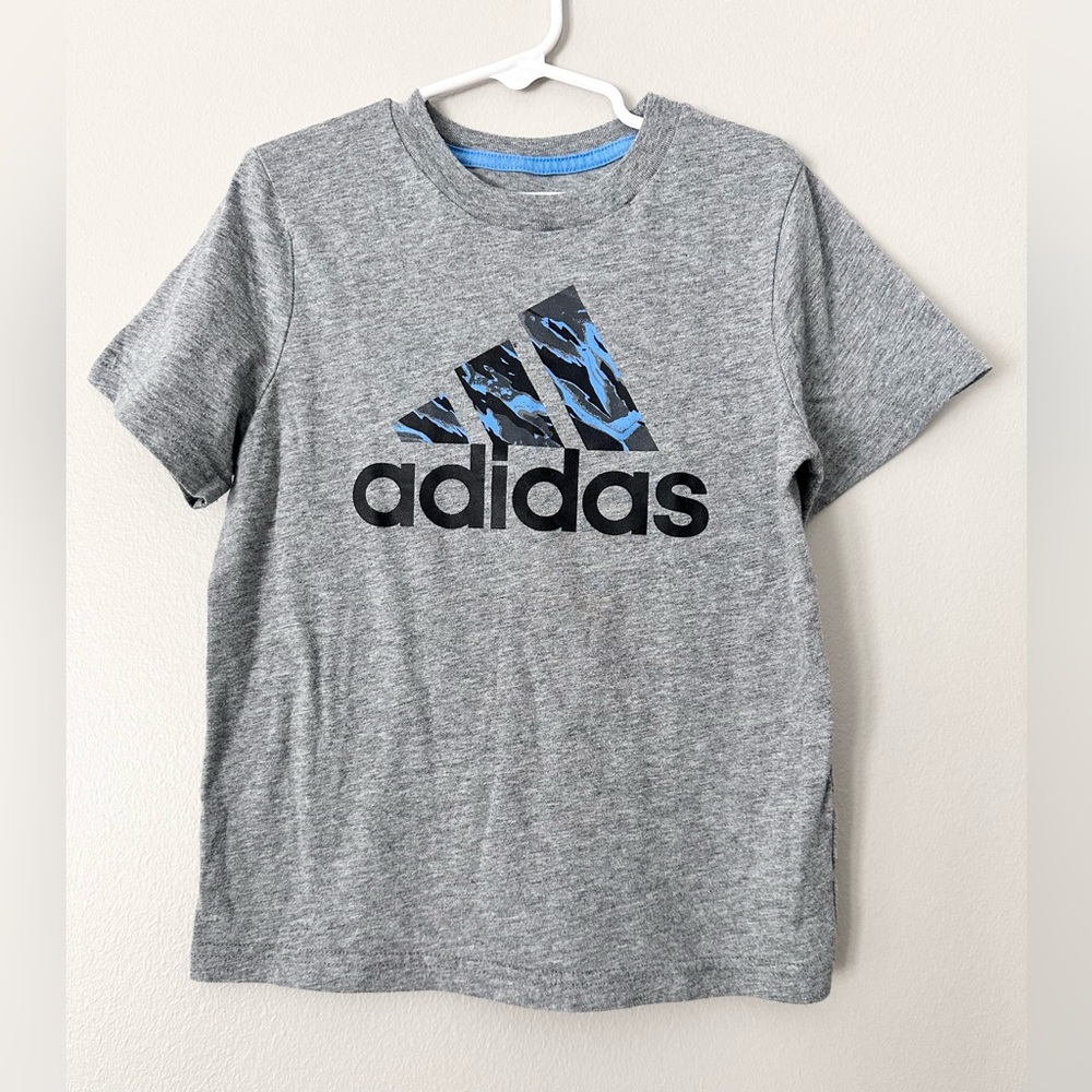 Boys Grey Adidas Go To Tee Size 5